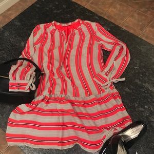 ⭐️Long sleeve Loft ruffle dress EUC
